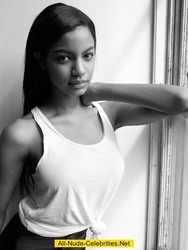 Ebonee Davis 00