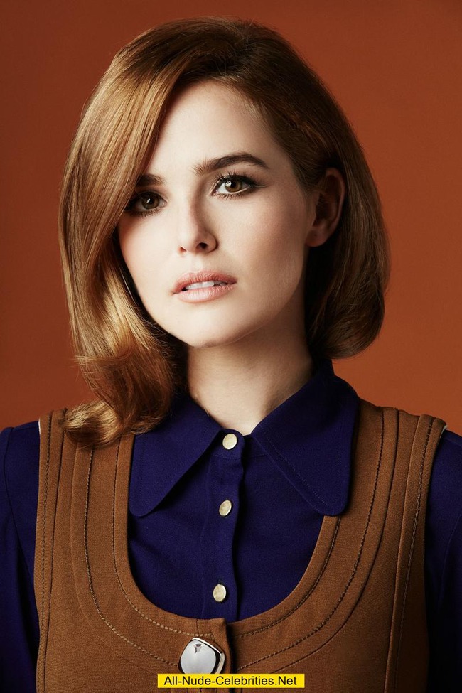Zoey Deutch Posing 08