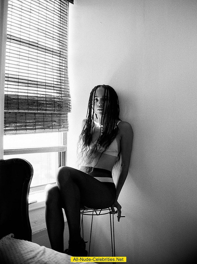 Zoe Kravitz Photo Mix 10
