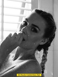 Paige Marie Evans Topless And Fulle Nude 13