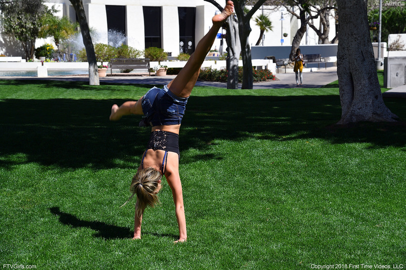 The Sexy Cheerleader 10