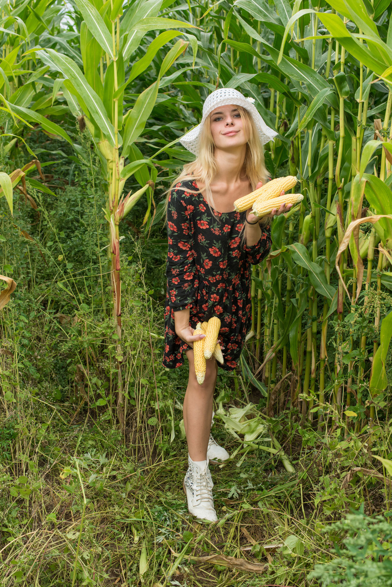 Farm Girl 01