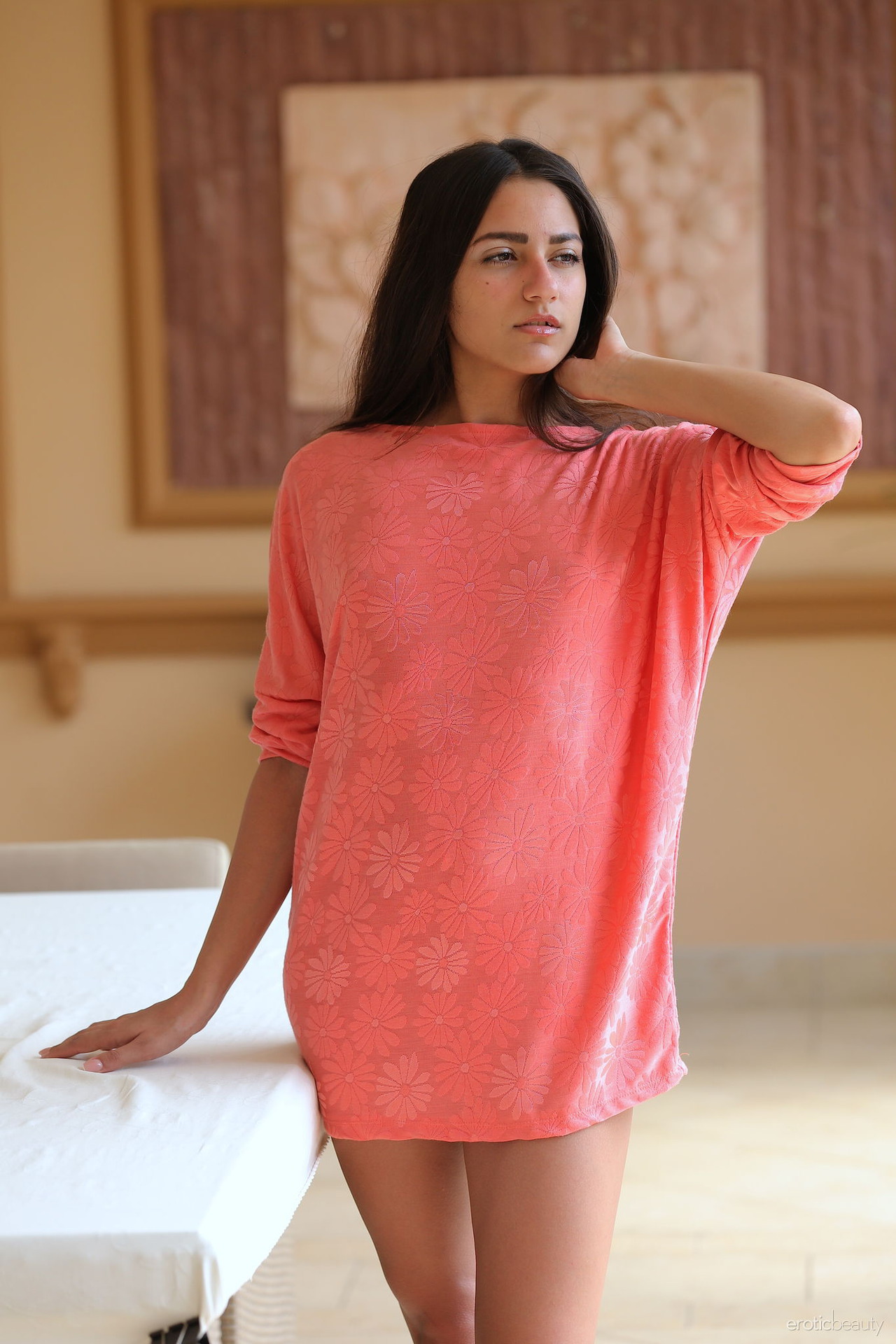 Cira Nerri Sexy And Exotic Teen 01