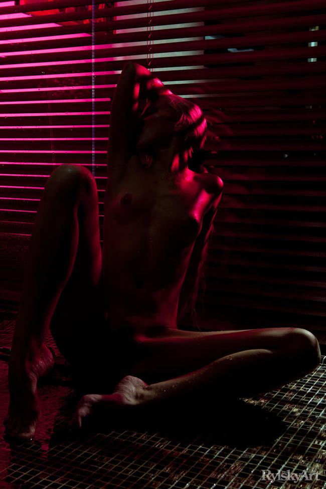 Alysha Skinny Blonde Girl In Bathroom 03