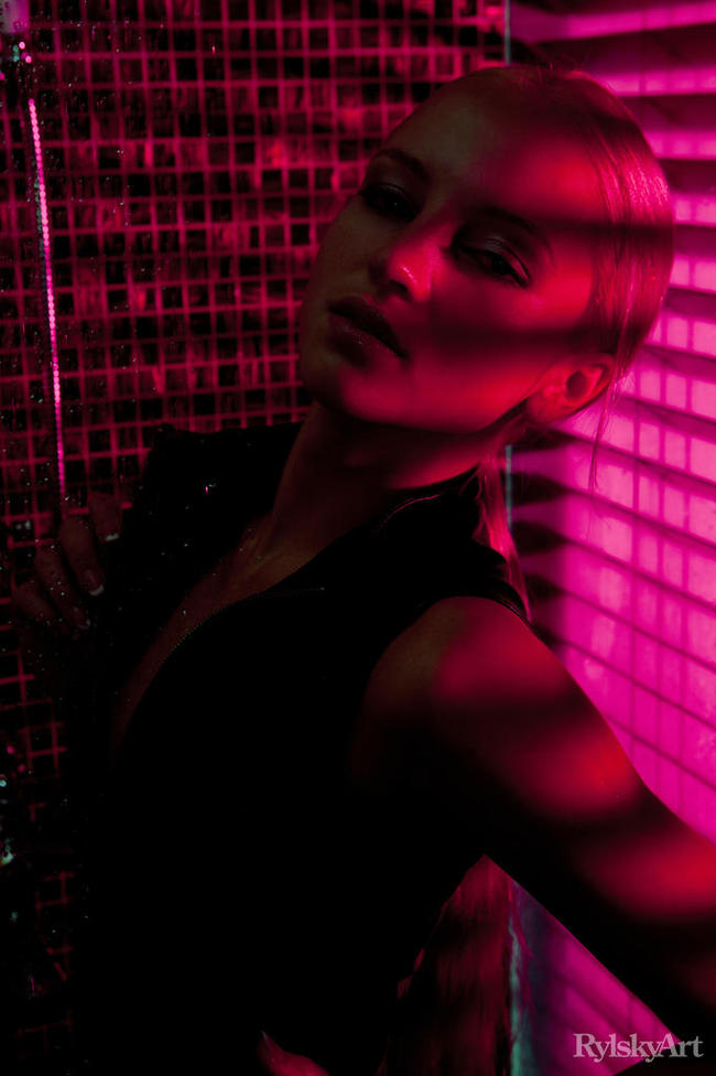 Alysha Skinny Blonde Girl In Bathroom 05