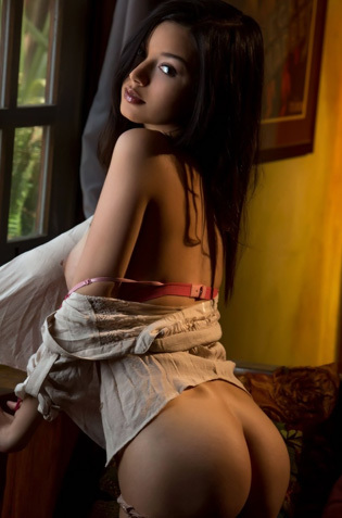 A Night With Eden Arya