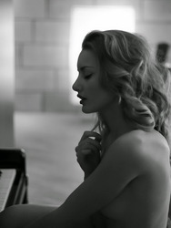 Glamour Babe Martina Ramundo